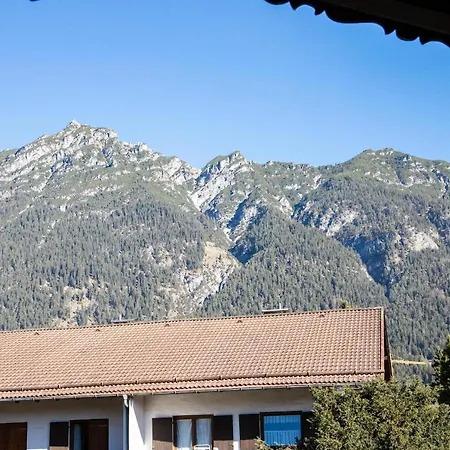 Wiesenglueck Garmisch-Partenkirchen